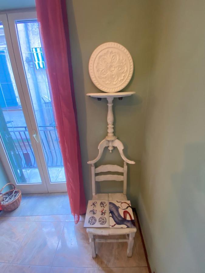 Ferienwohnung Casa Gioia, Tra Palazzo Reale,Lungomare E Monte Echia Neapel Exterior foto